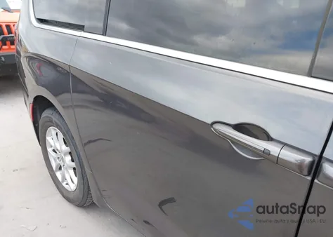 2023 Chrysler Pacifica Touring L из США, поврежденный, VIN 2C4RC1BG9PR594473